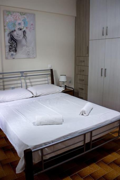 Spacious Apartment In The Heart Of Pythagorion Екстер'єр фото